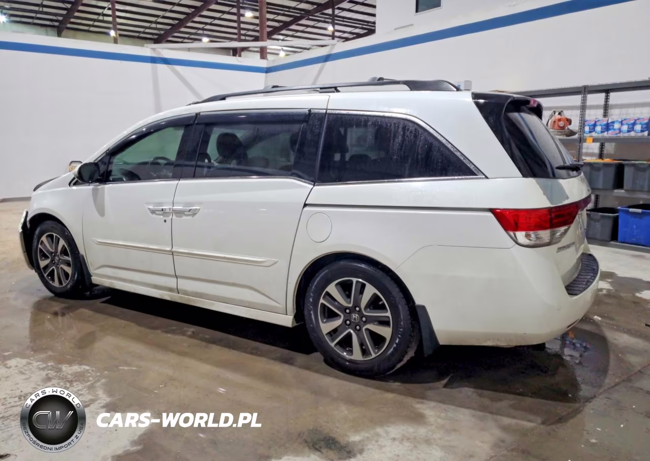 2014 Honda Odyssey Touring VIN:5FNRL5H97EB093915 - 2
