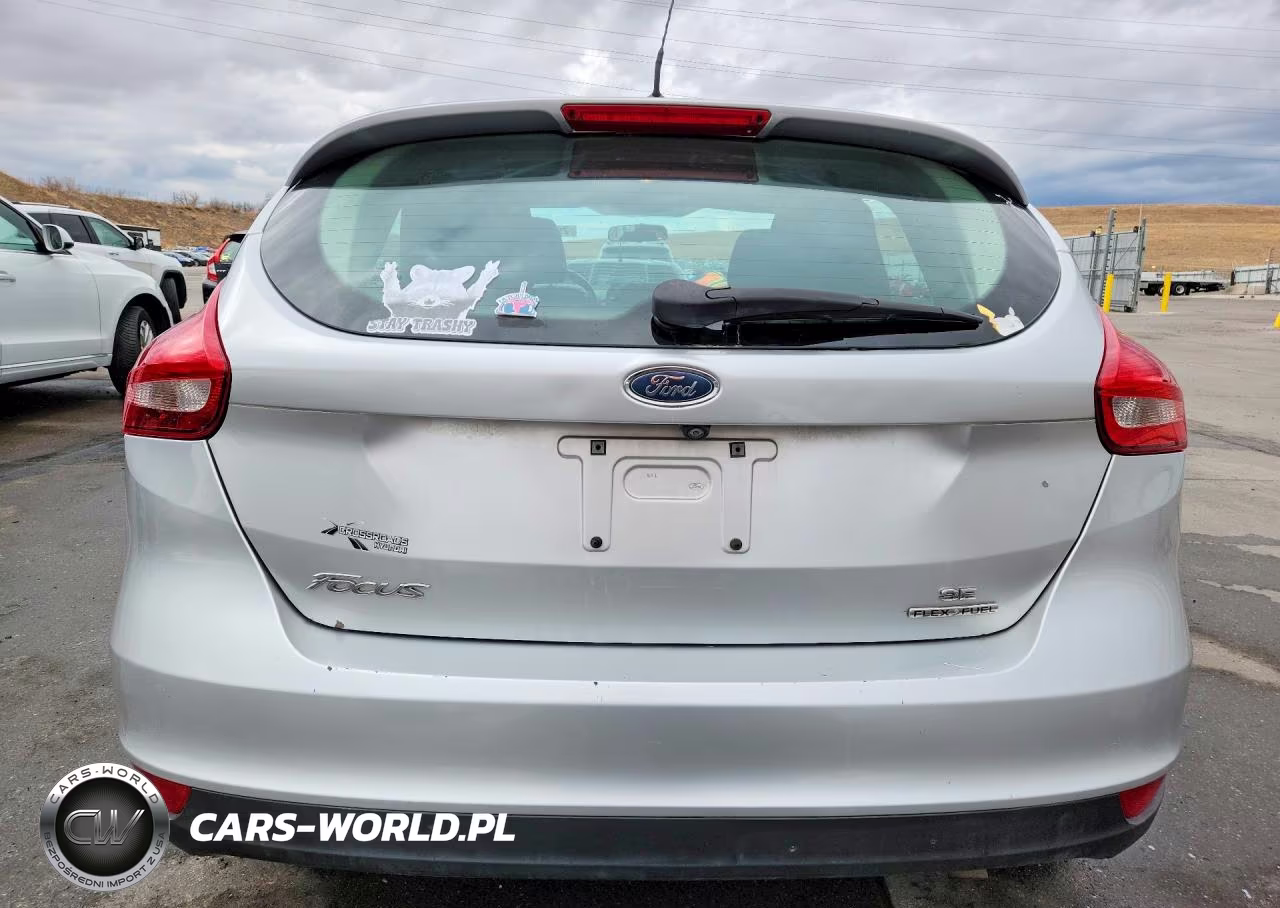 2015 Ford Focus Se VIN:1FADP3K27FL269266 - 6