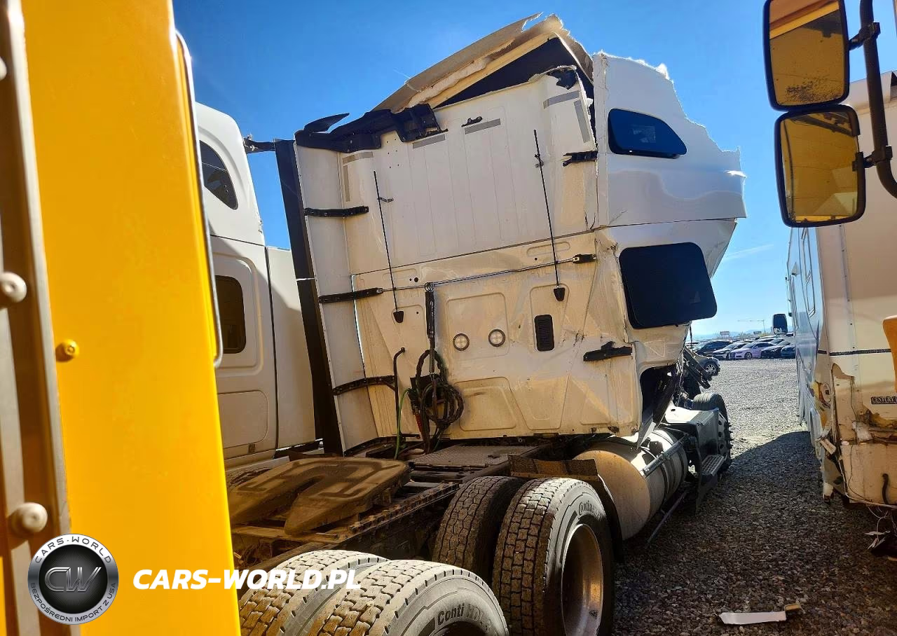 2026 International Lt625 - Semi Truck VIN:3HSDZAPR4TN520528 - 4