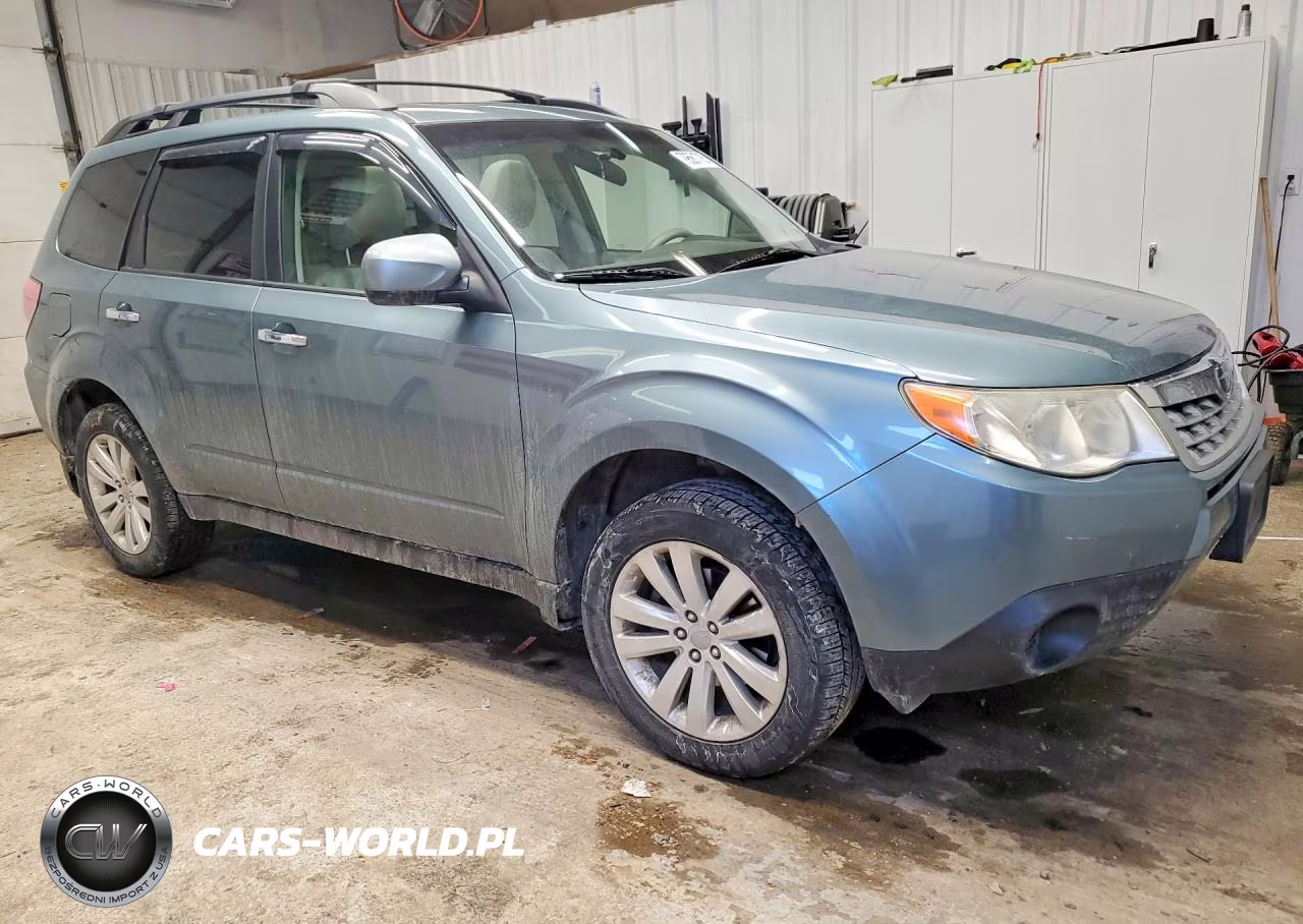 2012 Subaru Forester 2.5X Premium VIN:JF2SHADC7CH463417 - 4