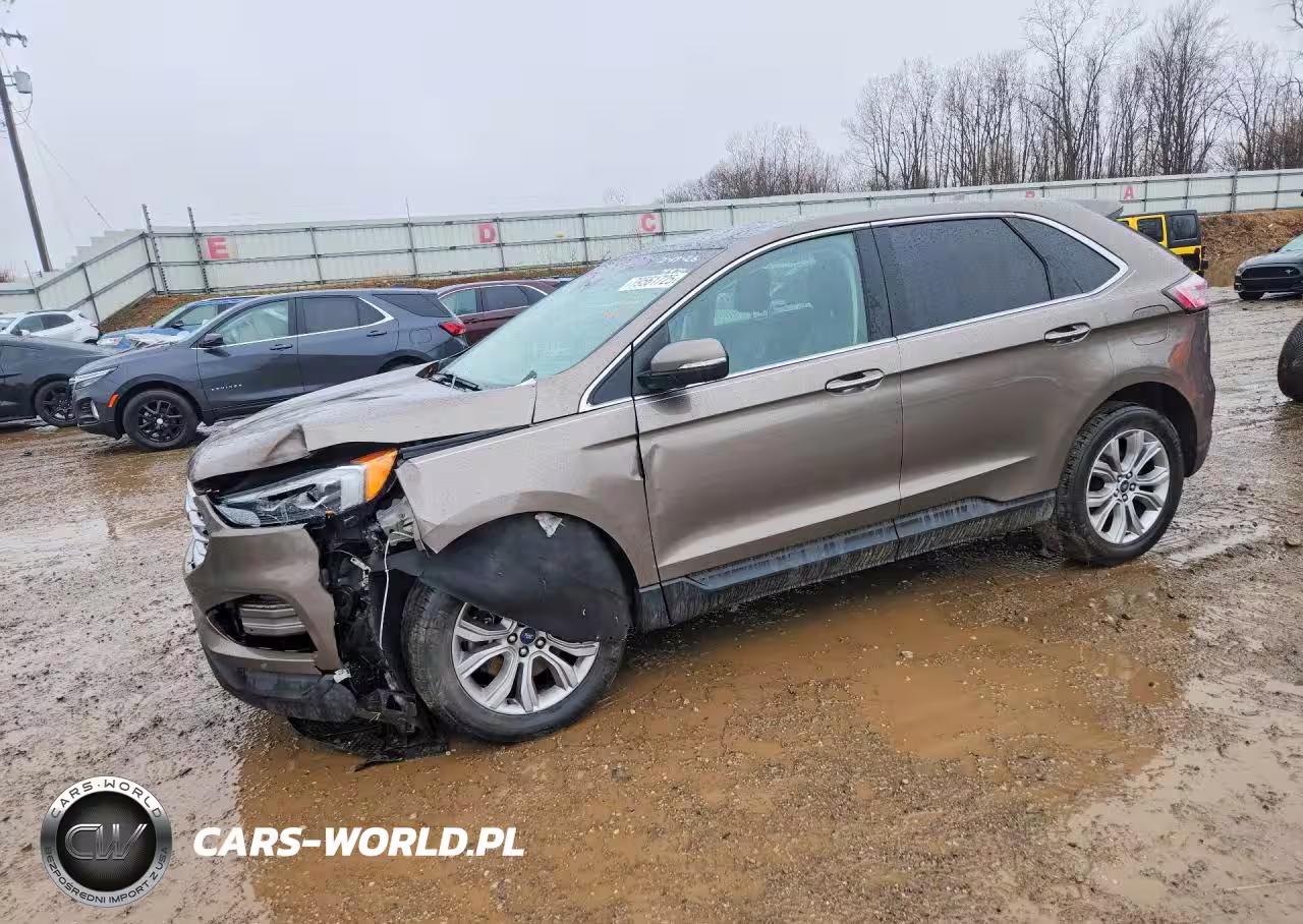 2019 Ford Edge Titanium