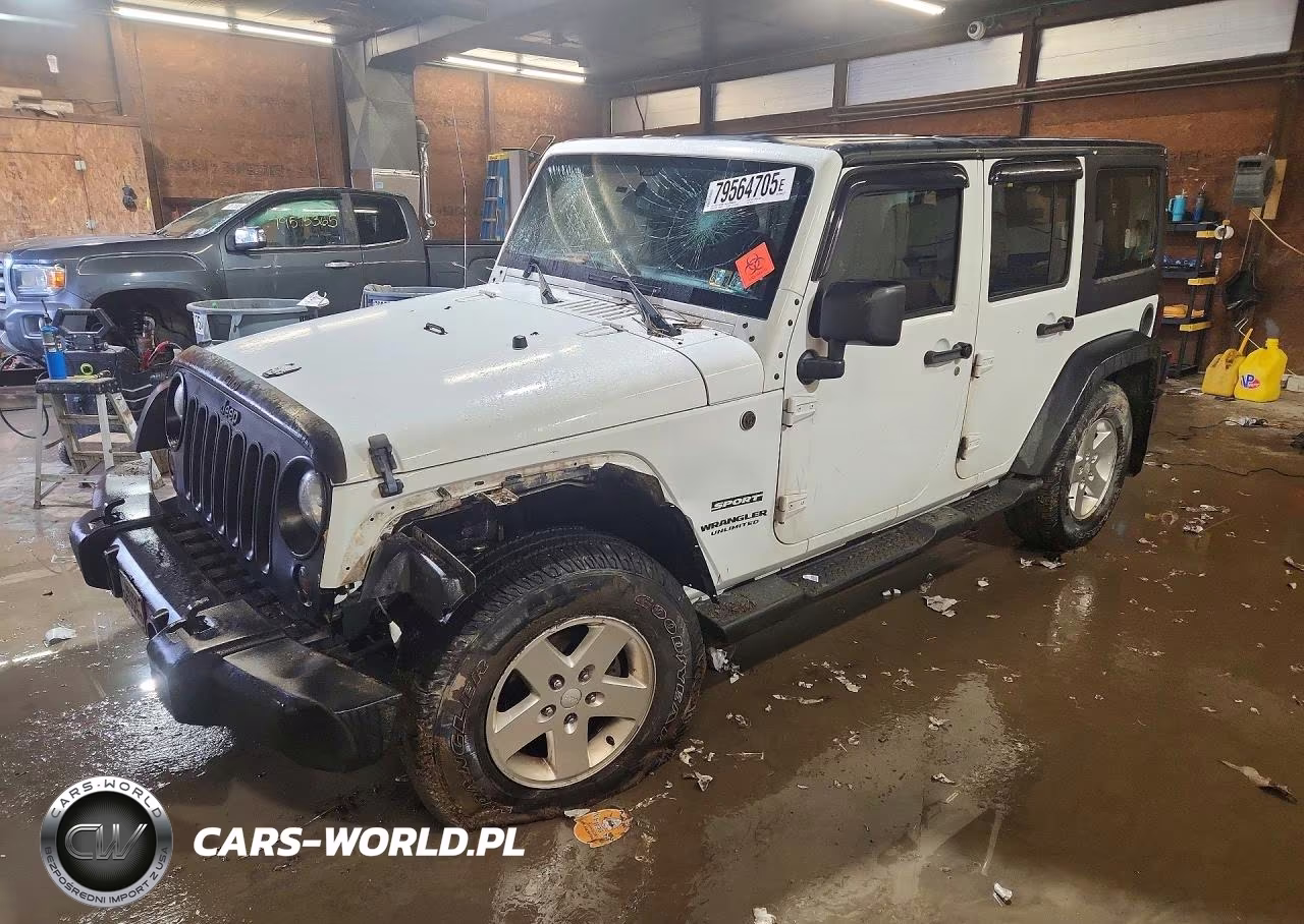 2013 Jeep Wrangler Unlimited Sport – zdjęcie 1 z 12