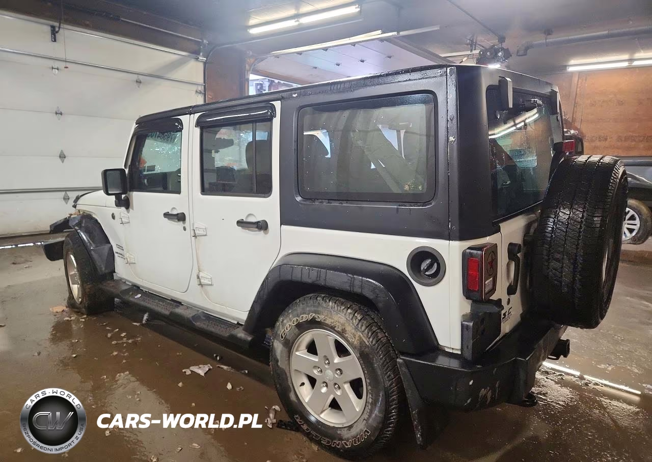 2013 Jeep Wrangler Unlimited Sport VIN:1C4BJWDG3DL601357 - 2