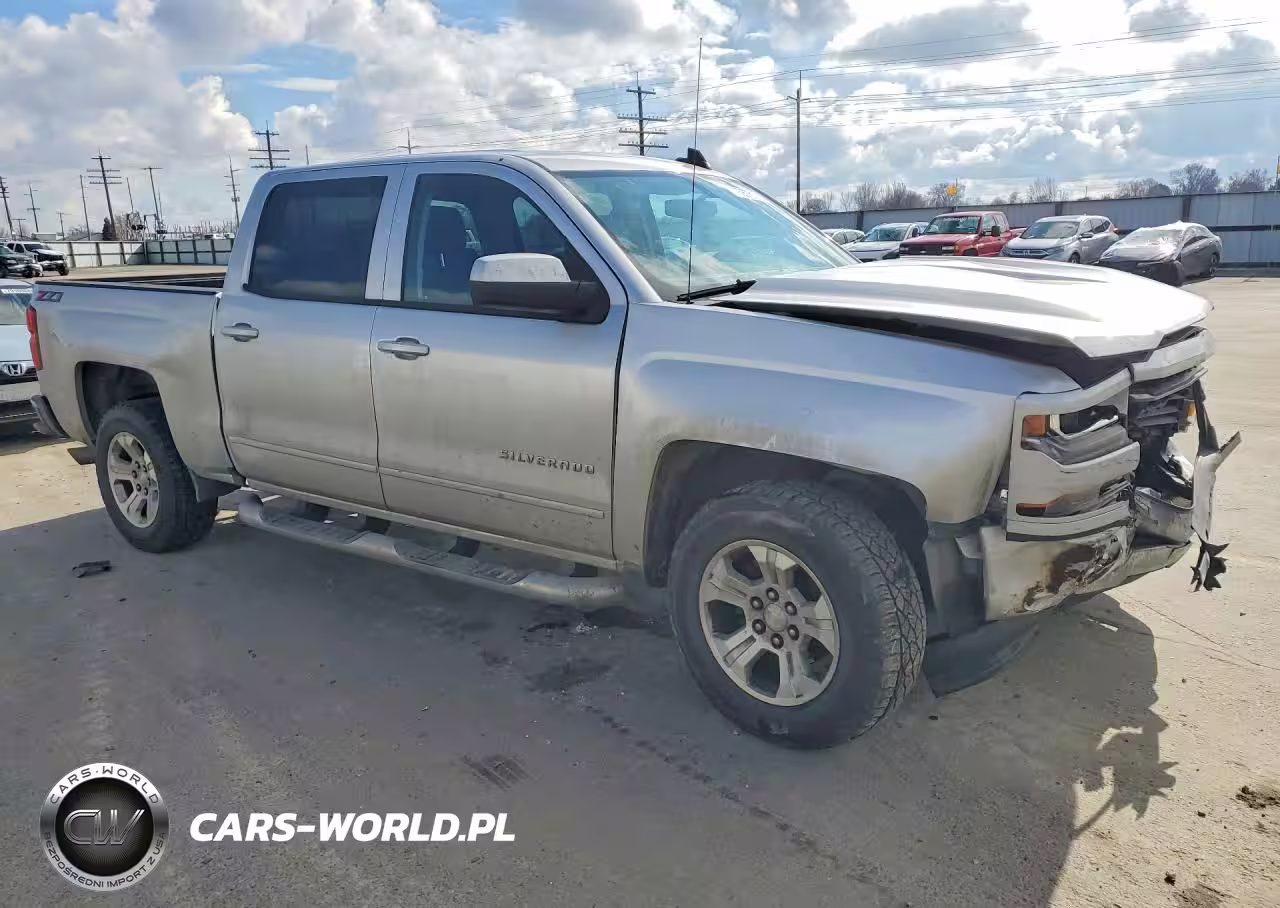 2018 Chevrolet Silverado VIN:3GCUKREC5JG503619 - 4