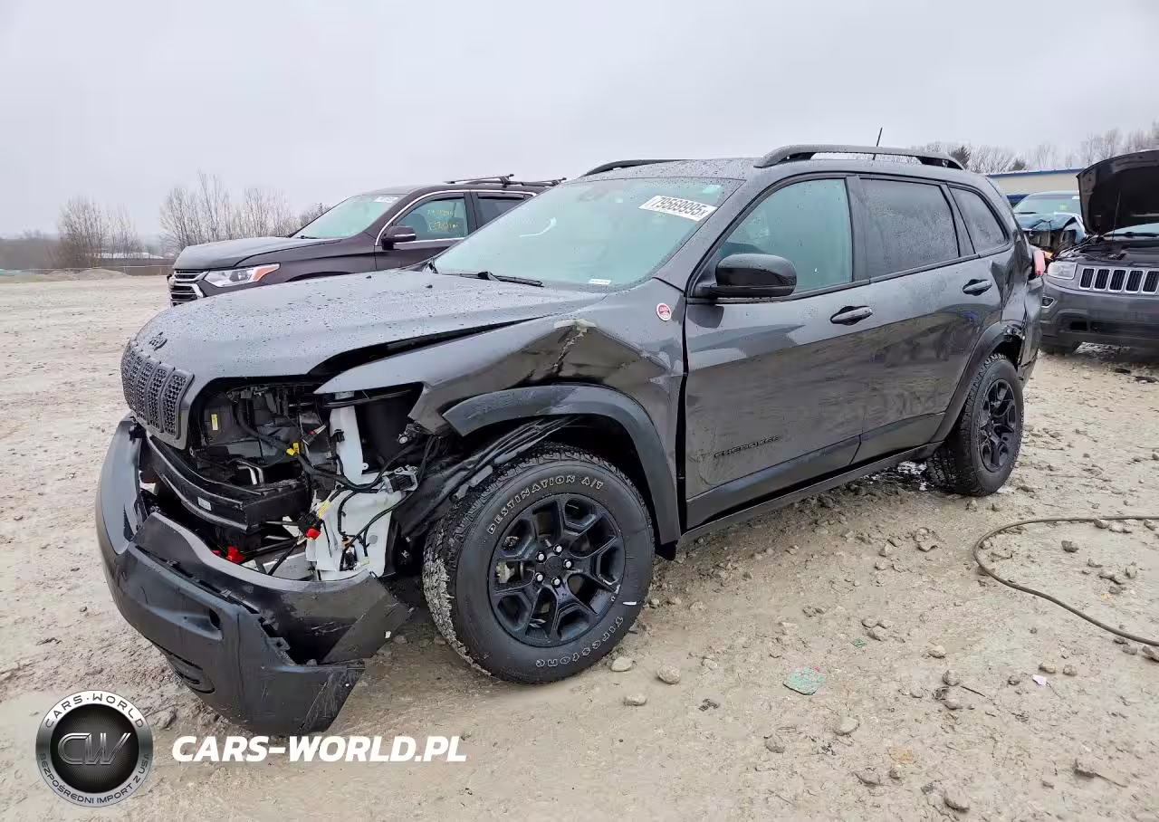 2022 Jeep Cherokee Trailhawk