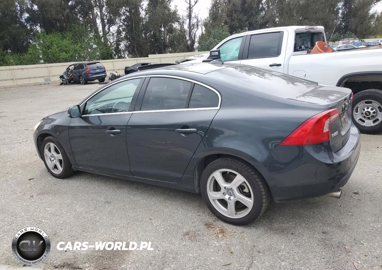 2013 Volvo S60 T5 VIN:YV1612FS1D1216915 - 2