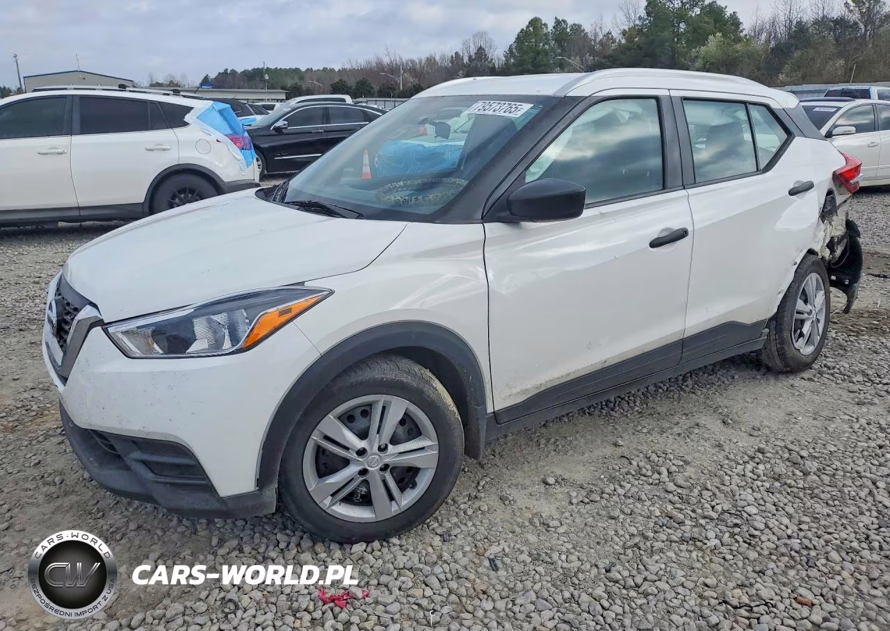 2019 Nissan Kicks S