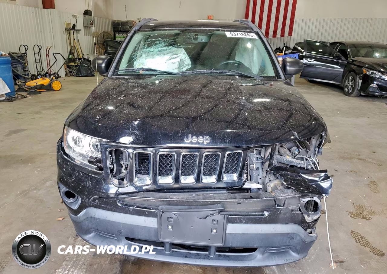 2016 Jeep Compass Sport VIN:1C4NJCBA3GD704934 - 5