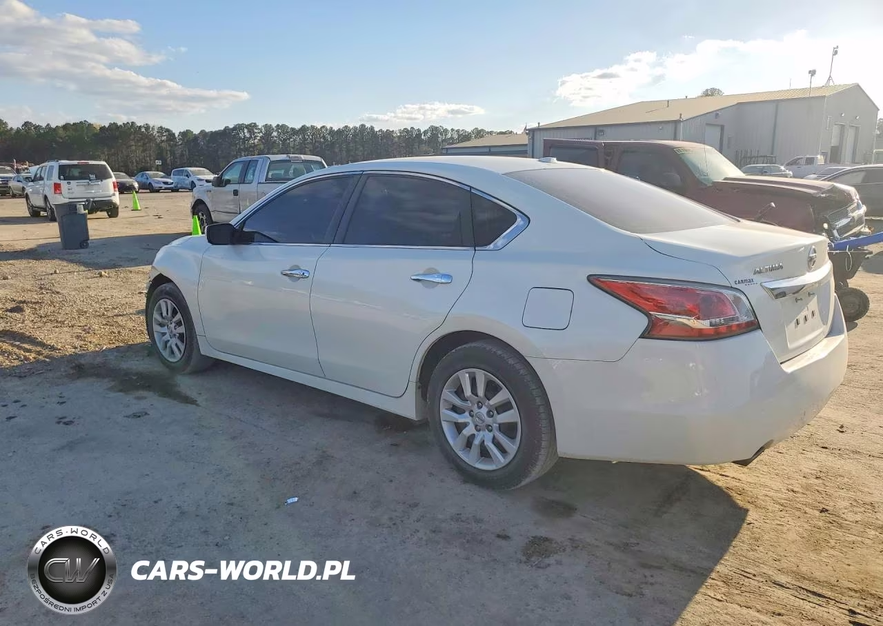 2015 Nissan Altima 2.5 S VIN:1N4AL3AP9FN334621 - 2