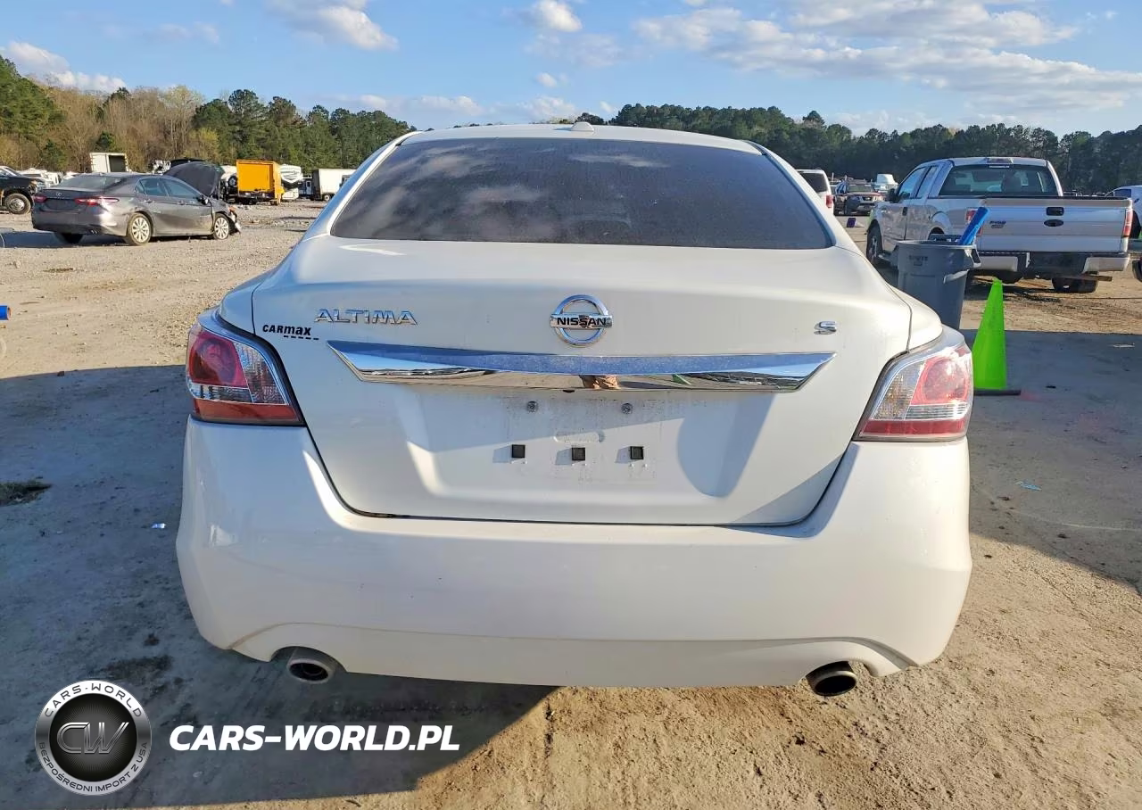 2015 Nissan Altima 2.5 S VIN:1N4AL3AP9FN334621 - 6