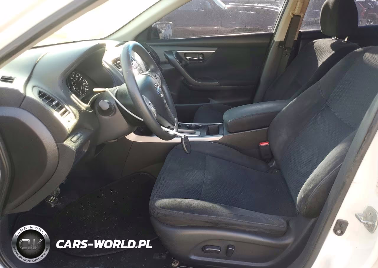 2015 Nissan Altima 2.5 S VIN:1N4AL3AP9FN334621 - 7
