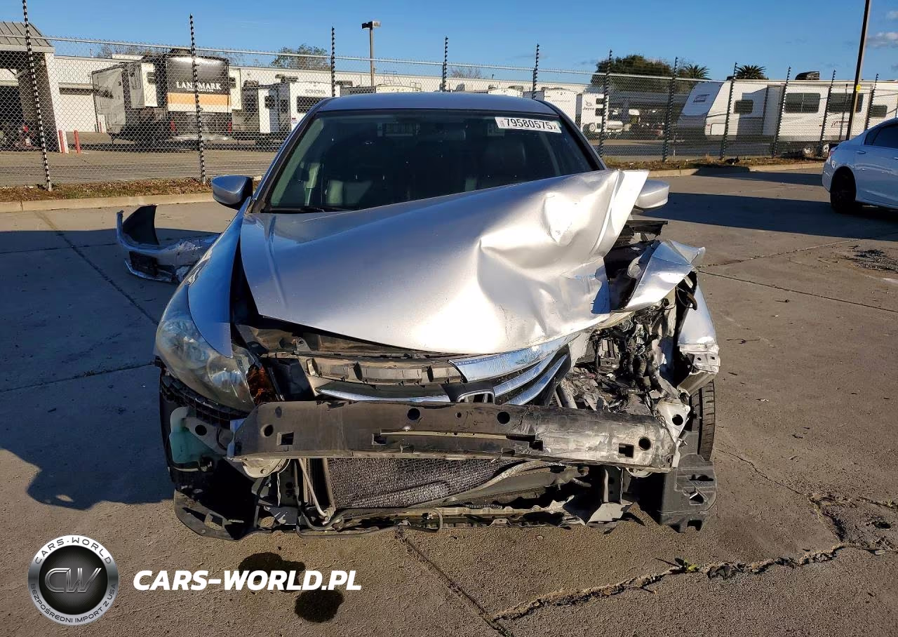 2011 Honda Accord Se VIN:1HGCP2F68BA120319 - 5