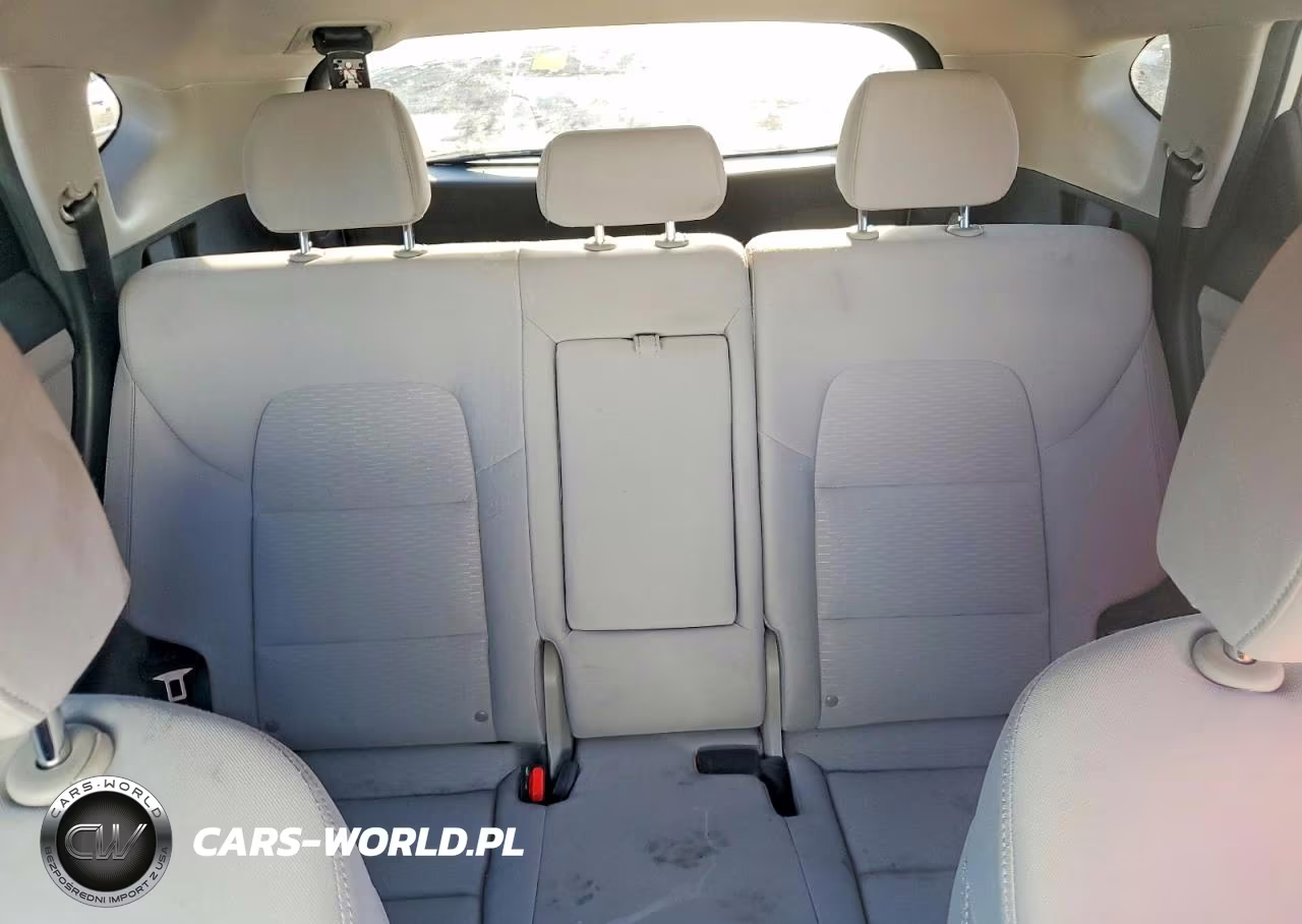 2019 Hyundai Tucson Se VIN:KM8J23A48KU916563 - 10