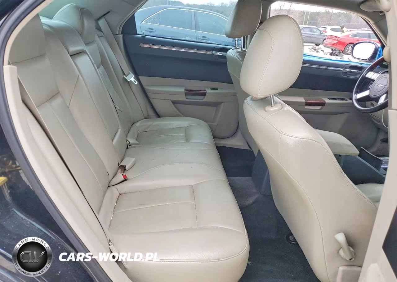 2006 Chrysler 300 Touring VIN:2C3KA53GX6H138522 - 10