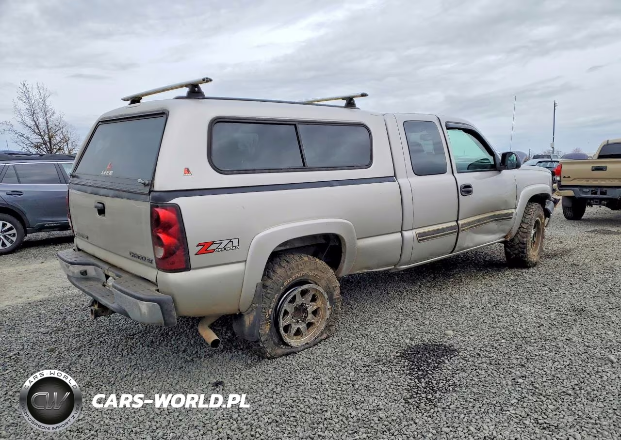 2004 Chevrolet Silverado K1500 VIN:1GCEK19T54Z135592 - 3