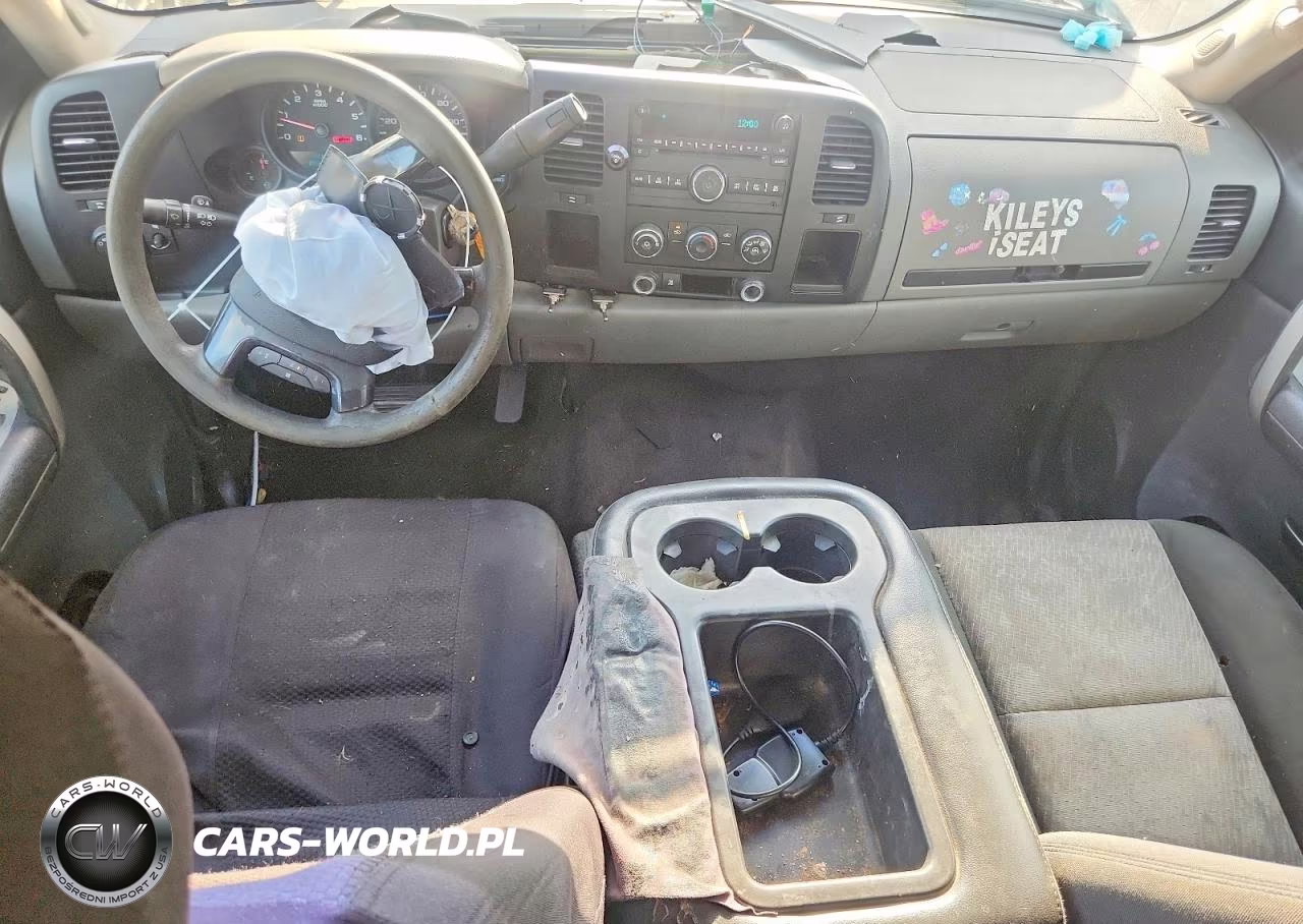 2008 Chevrolet Silverado C1500 VIN:3GCEC13C68G117551 - 8