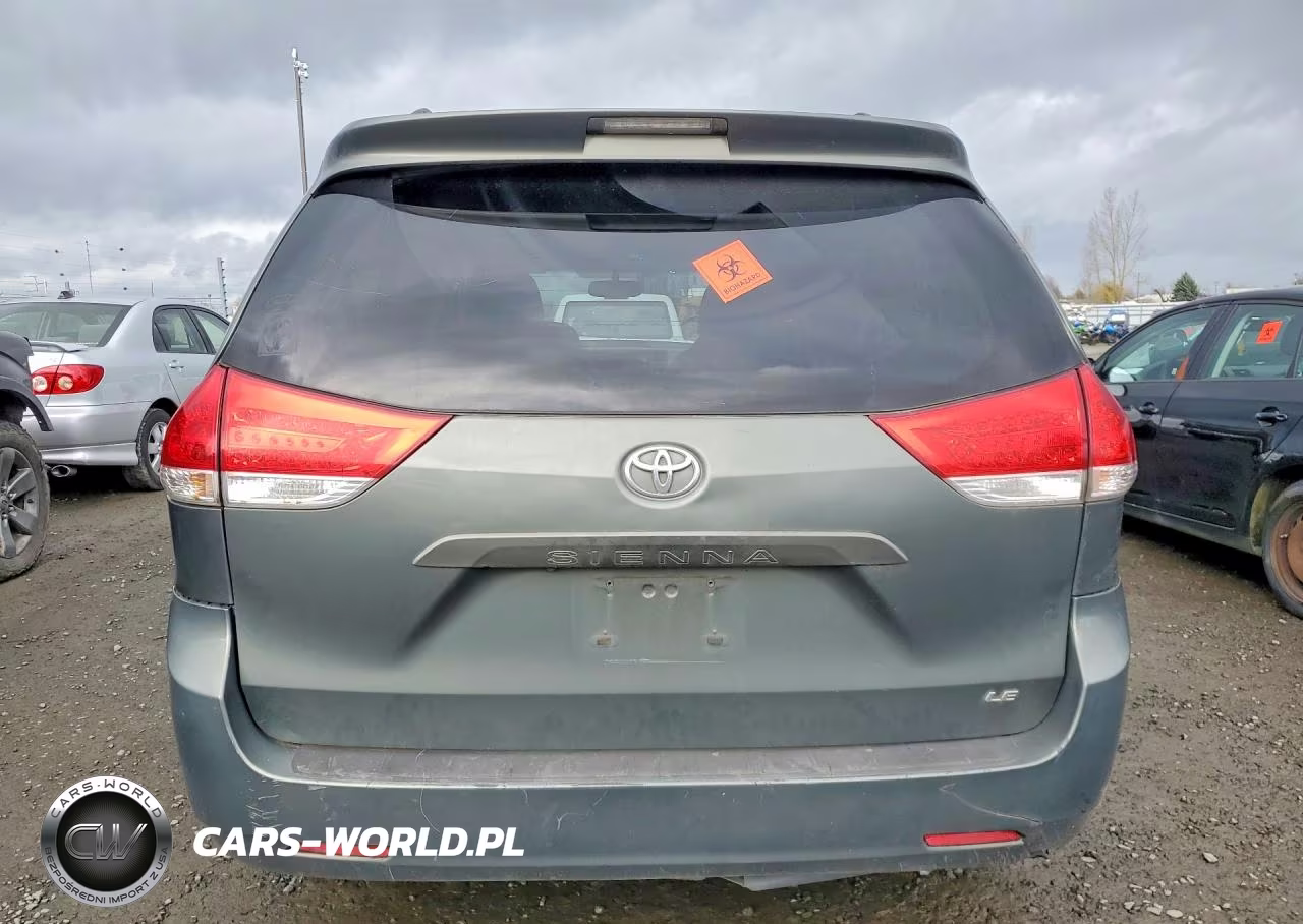 2013 Toyota Sienna Le 8-Passenger VIN:5TDKK3DC7DS363312 - 6