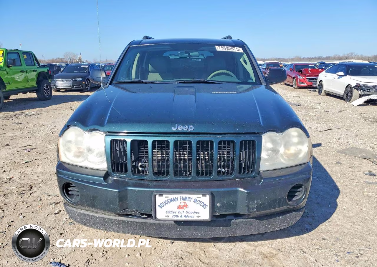 2005 Jeep Grand Cherokee Laredo VIN:1J4GR48K85C673877 - 5