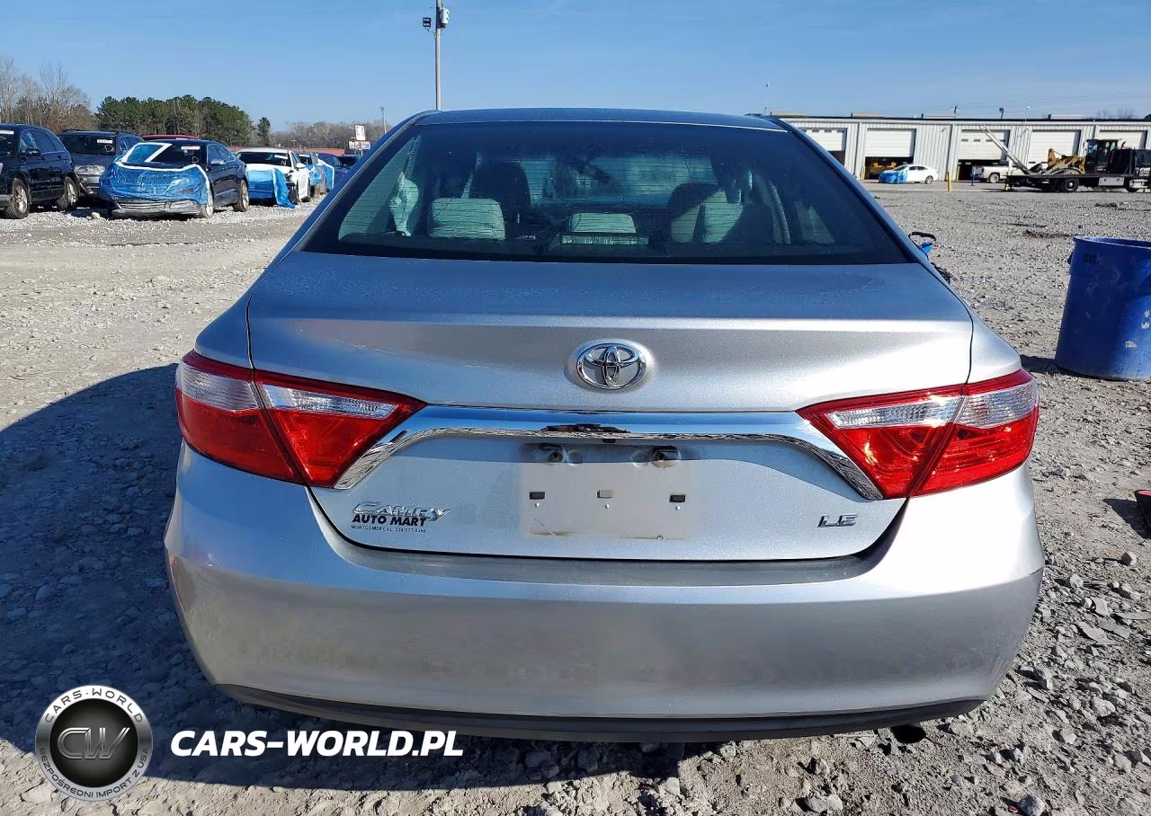 2017 Toyota Camry Le VIN:4T1BF1FK9HU676582 - 6