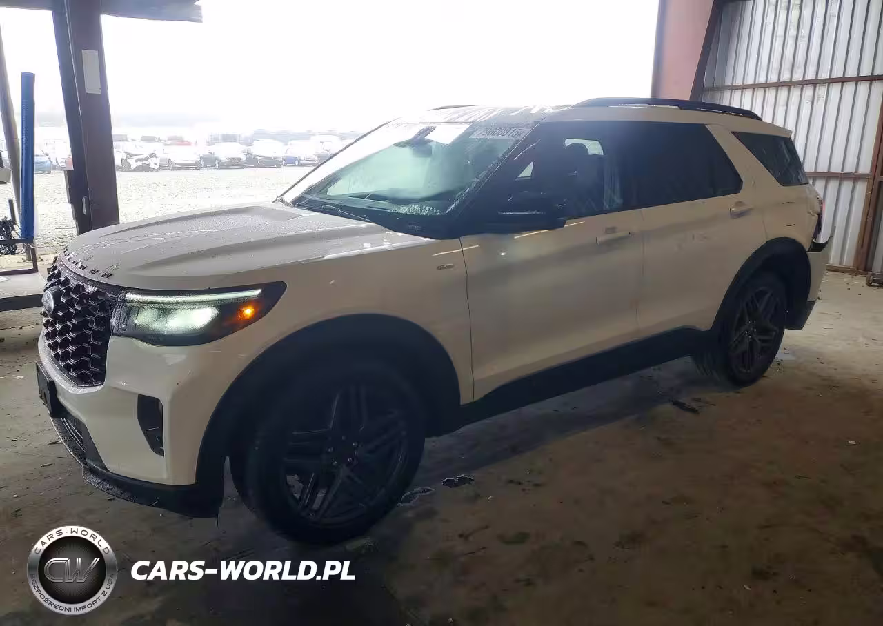 2025 Ford Explorer St-Line