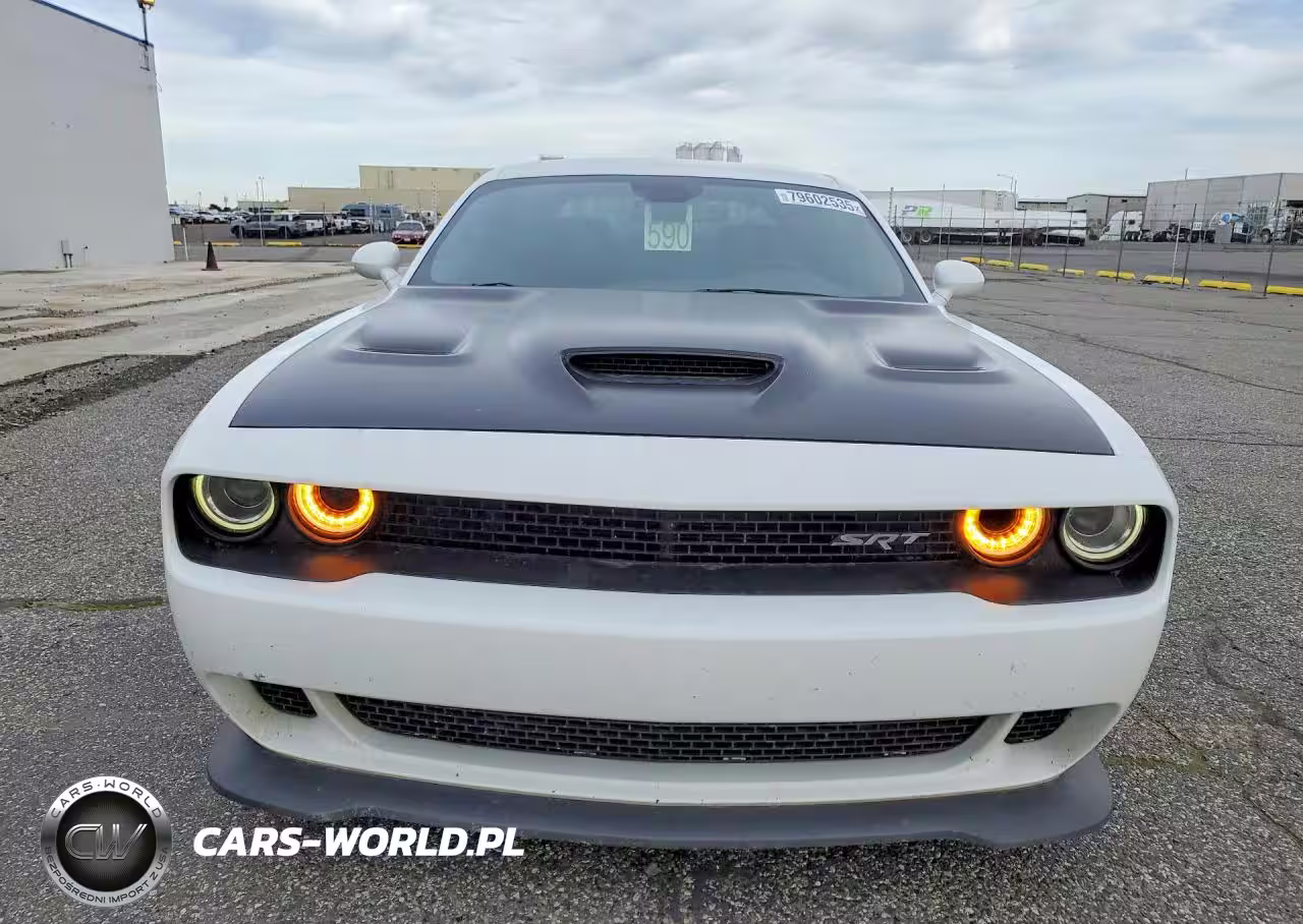 2017 Dodge Challenger Sxt VIN:2C3CDZAG6HH527537 - 5