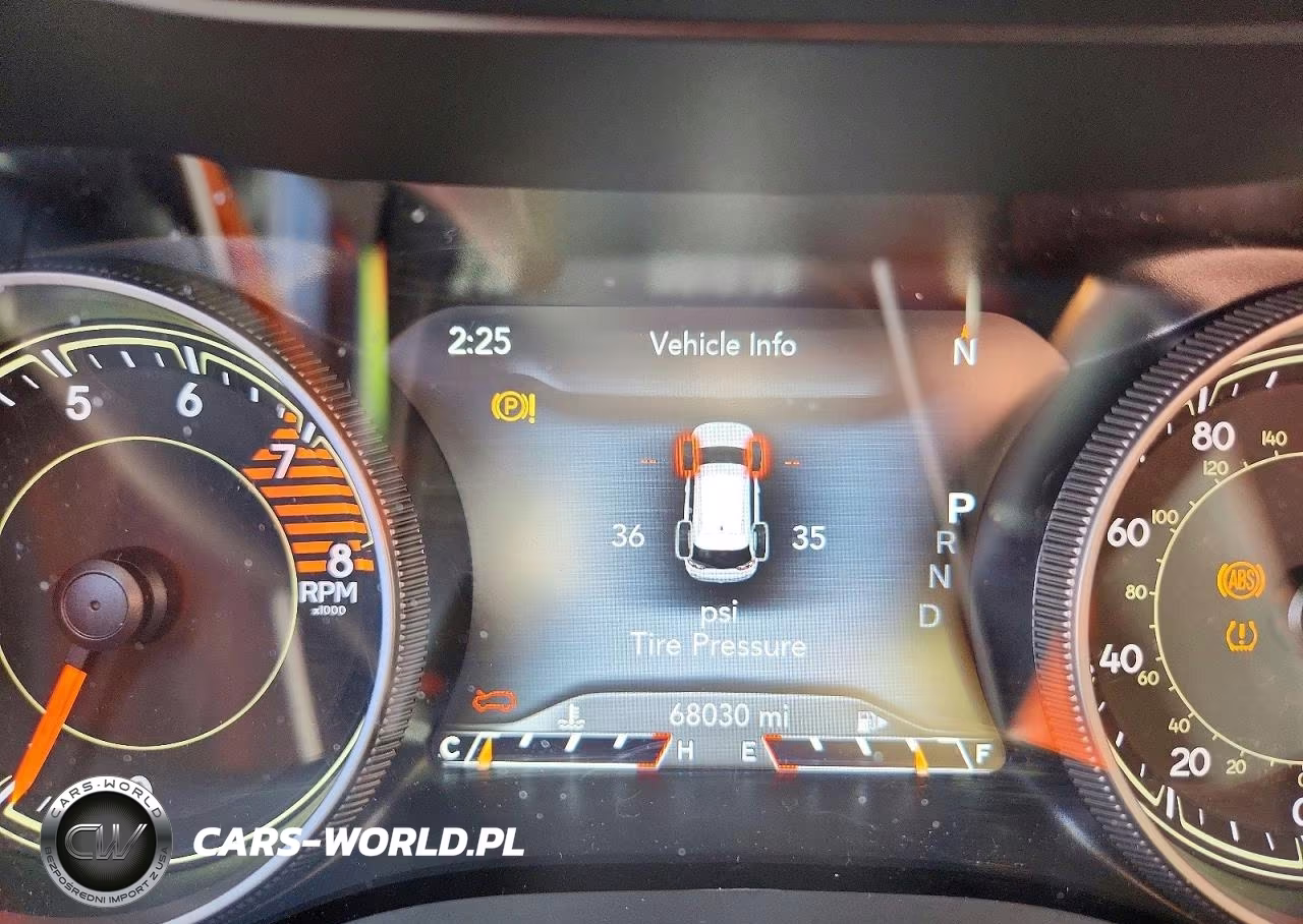 2019 Jeep Cherokee Trailhawk VIN:1C4PJMBX0KD397542 - 9