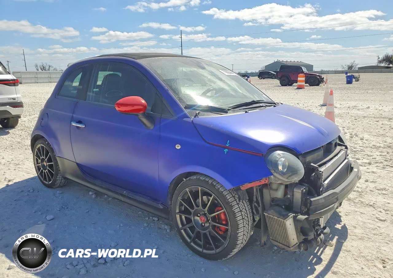 2015 Fiat 500 Abarth VIN:3C3CFFJH2FT555695 - 4