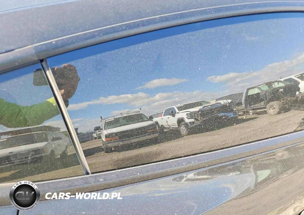 2021 Tesla Model 3 VIN:5YJ3E1EBXMF980200 - 10