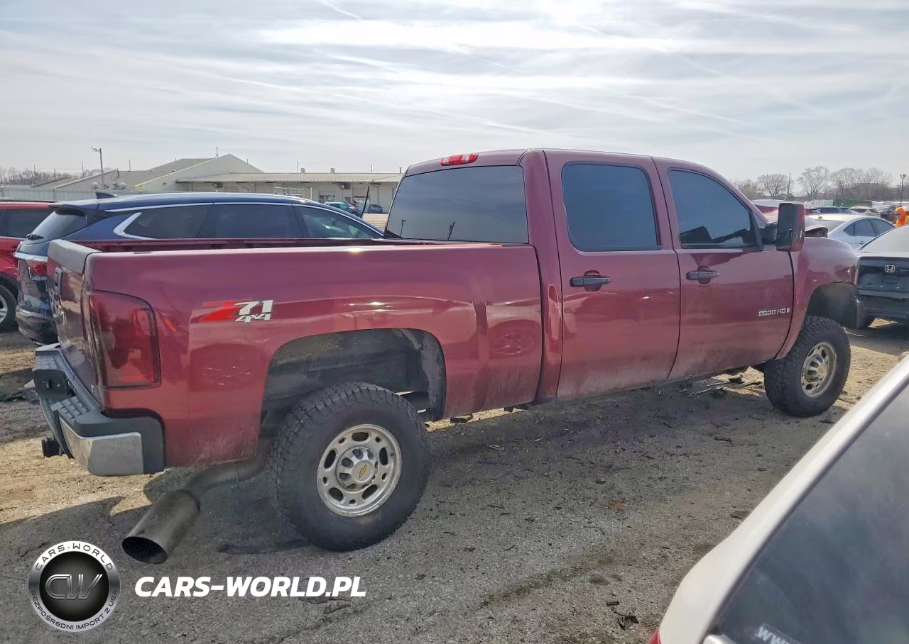 2008 Chevrolet Silverado K2500 Heavy Duty VIN:1GCHK23658F188435 - 3