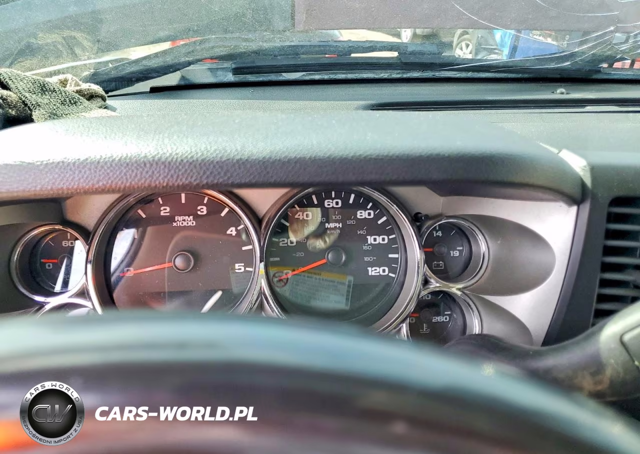 2008 Chevrolet Silverado K2500 Heavy Duty VIN:1GCHK23658F188435 - 9