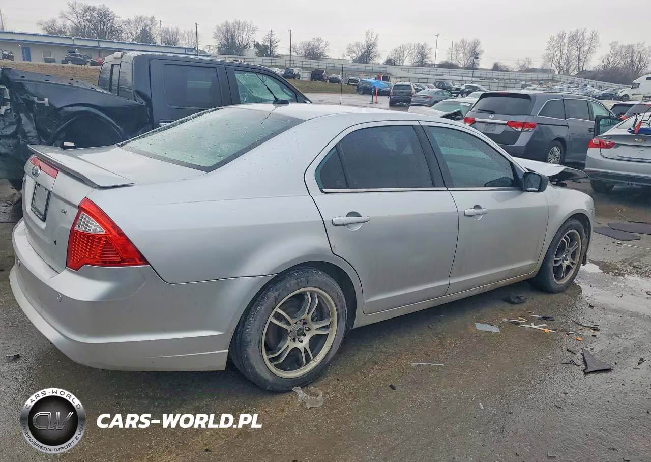 2012 Ford Fusion Se VIN:3FAHP0HA9CR332136 - 3
