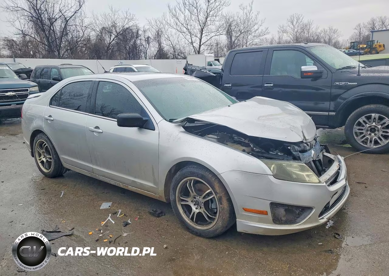 2012 Ford Fusion Se VIN:3FAHP0HA9CR332136 - 4
