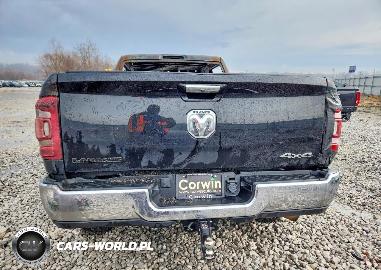 2022 Ram 2500 Laramie VIN:3C6UR5FJ6NG384154 - 6