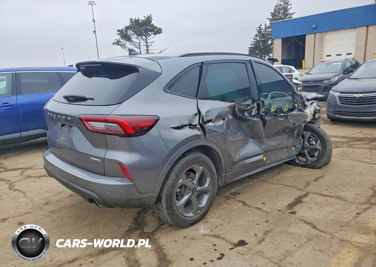 2023 Ford Escape St Line Select VIN:1FMCU9NA5PUA97749 - 3
