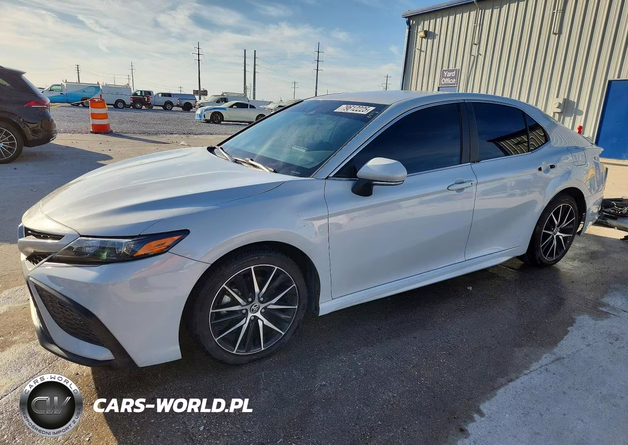 2022 Toyota Camry Se