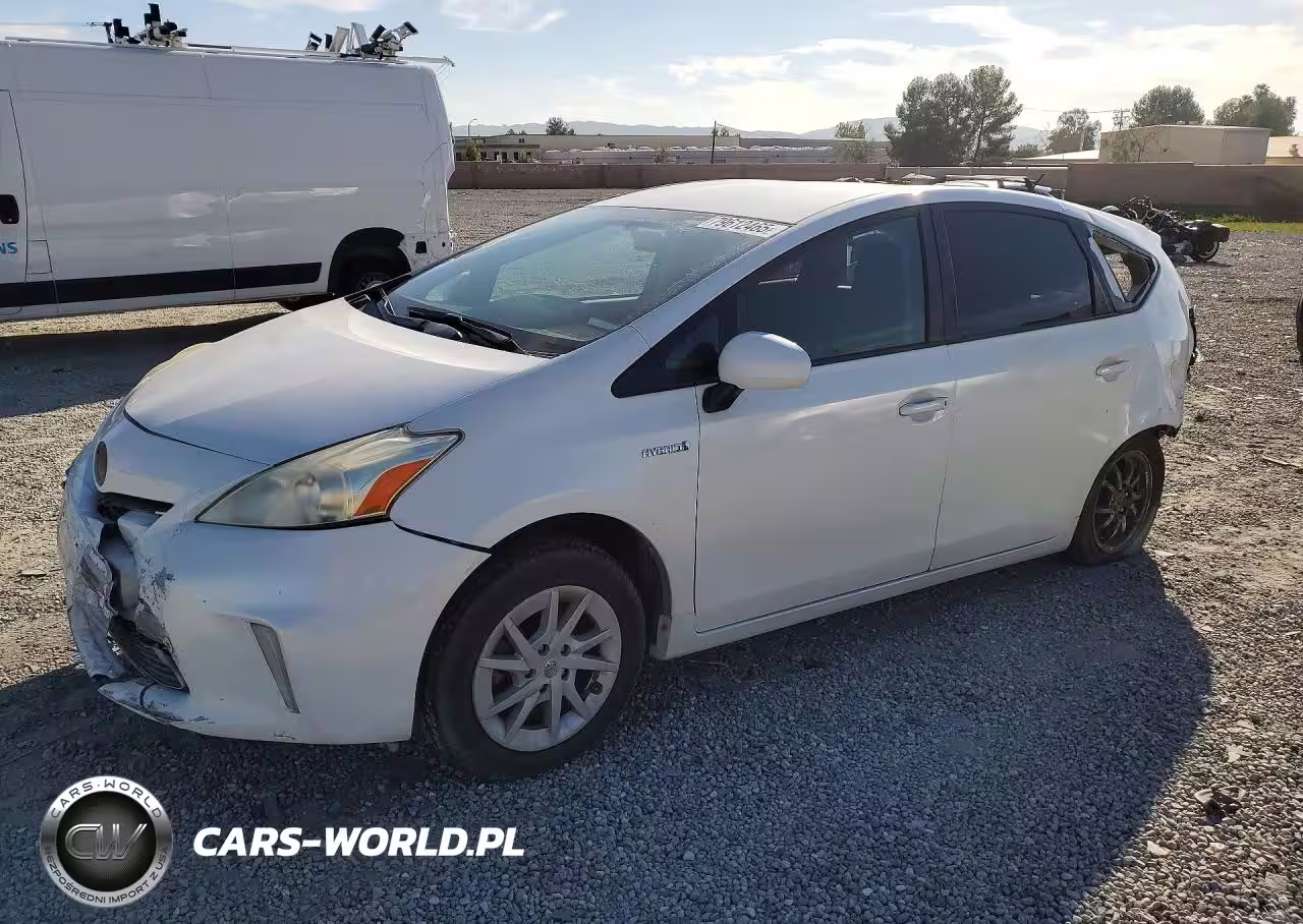 2014 Toyota Prius V Three