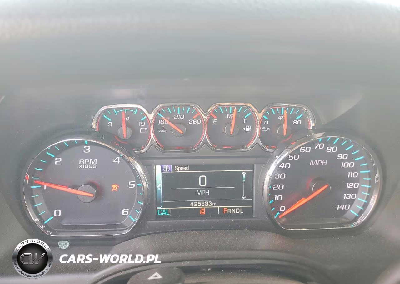2019 Chevrolet Tahoe C1500 Ls VIN:1GNSCAEC5KR256925 - 9