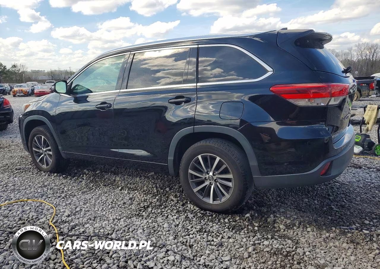 2017 Toyota Highlander Xle VIN:5TDKZRFH9HS513160 - 2