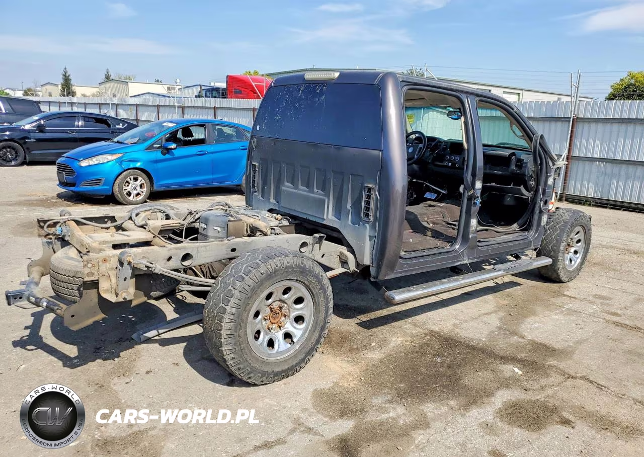 2007 Chev Silverado C1500 Crew Cab VIN:2GCEC13C971576774 - 3