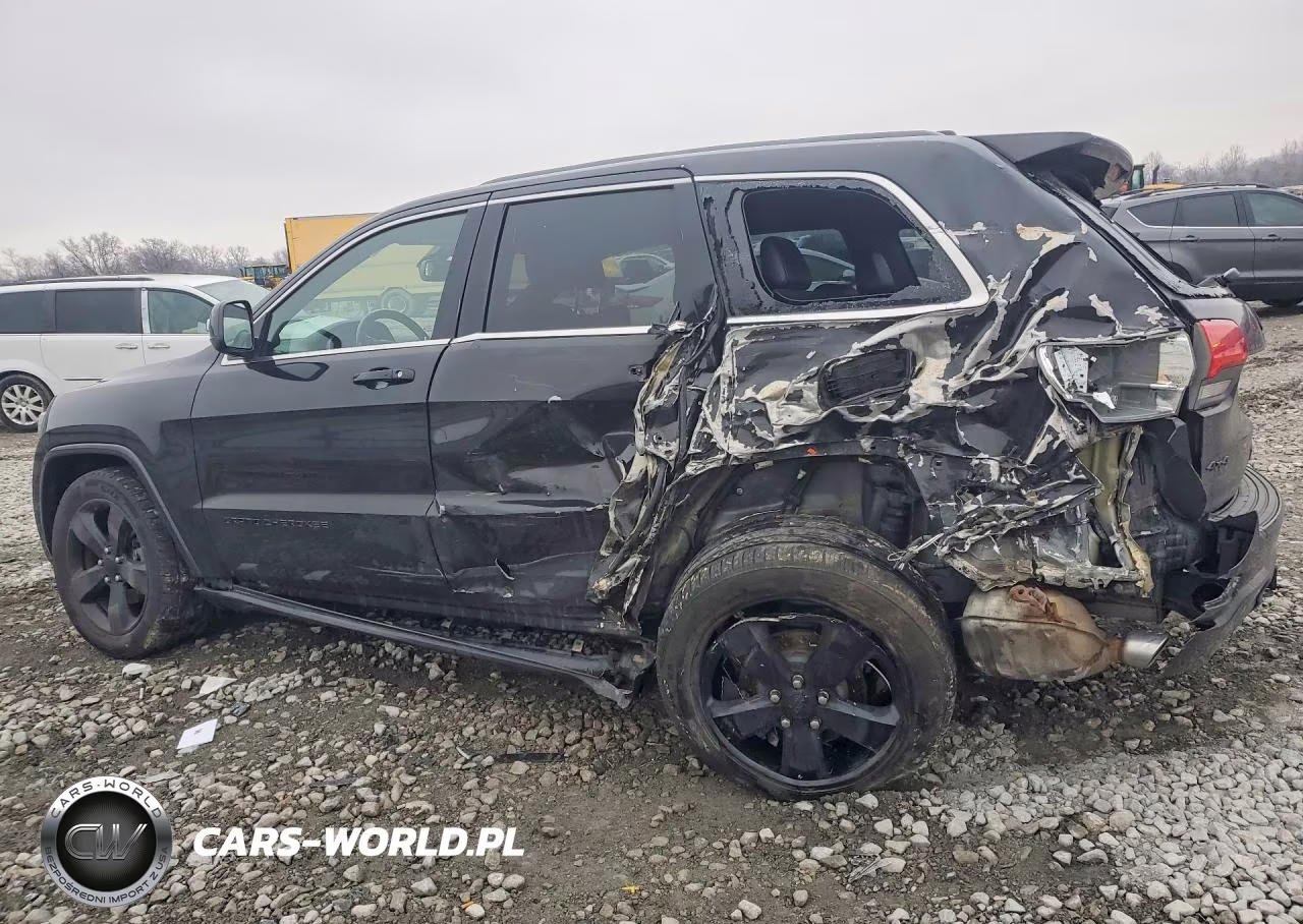 2015 Jeep Grand Cherokee Laredo VIN:1C4RJFAG9FC664291 - 2