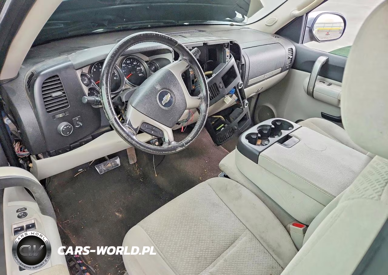 2008 Chevrolet Silverado C1500 VIN:2GCEC19C381100805 - 8