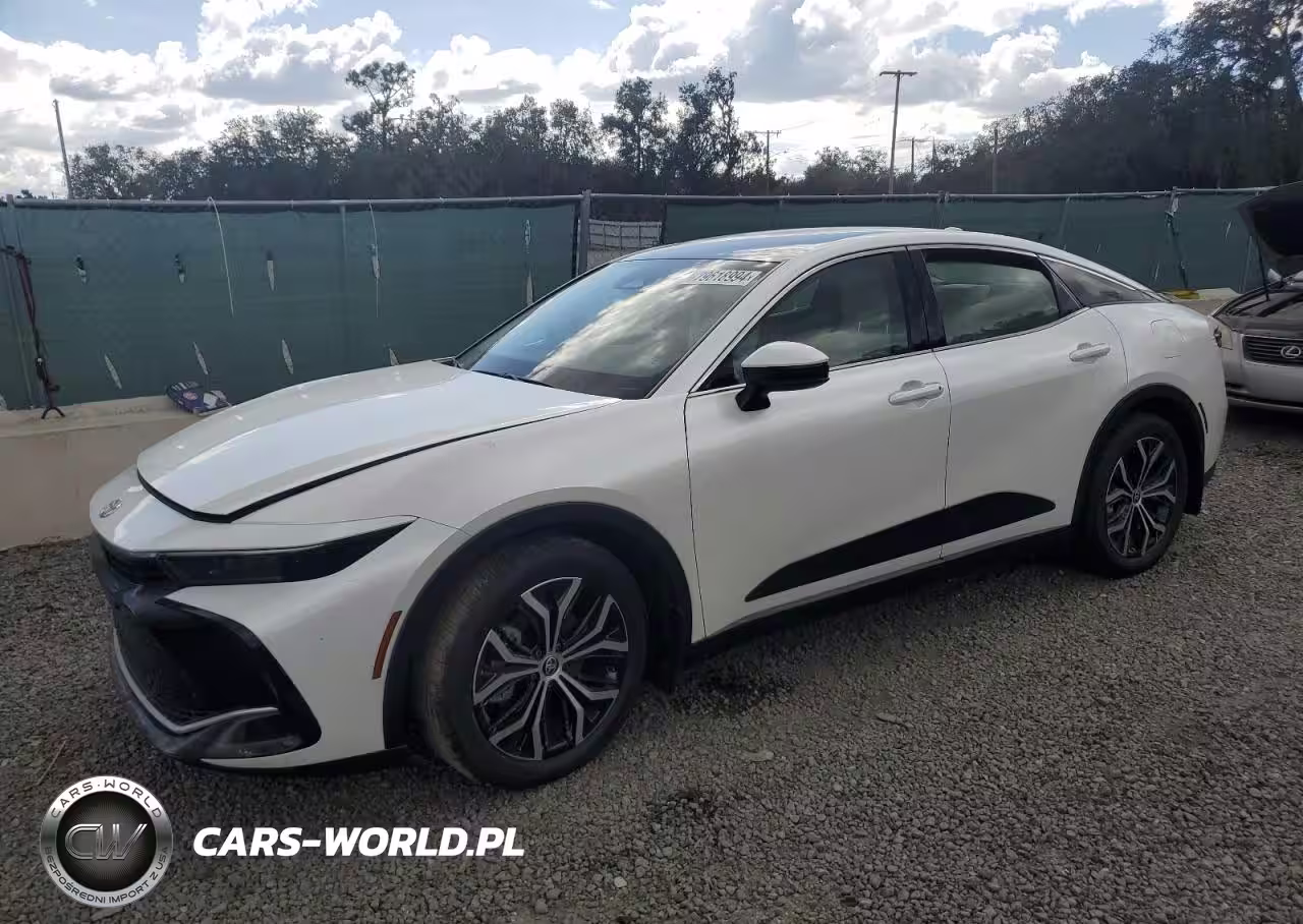 2023 Toyota Crown Xle