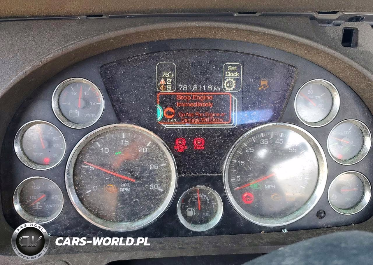 2016 Kenworth Construction T680 VIN:1XKYD49X4GJ132024 - 8