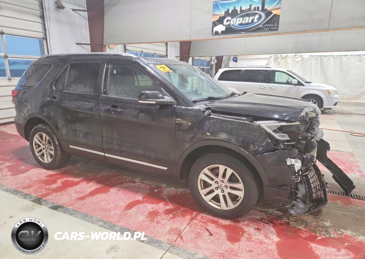 2018 Ford Explorer Xlt VIN:1FM5K8D81JGB69690 - 4