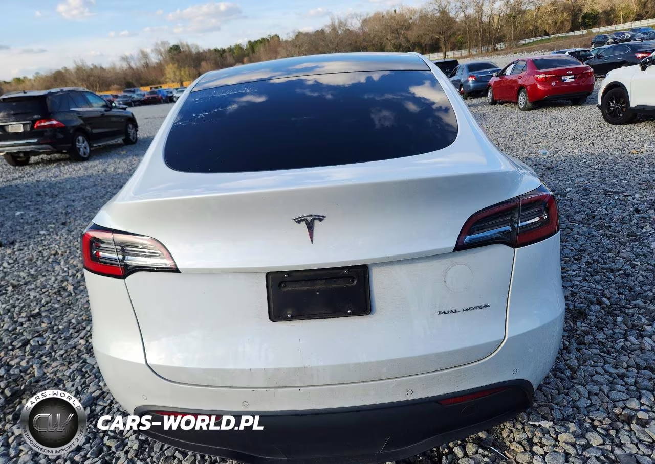 2021 Tesla Model Y VIN:5YJYGDEE5MF060566 - 6
