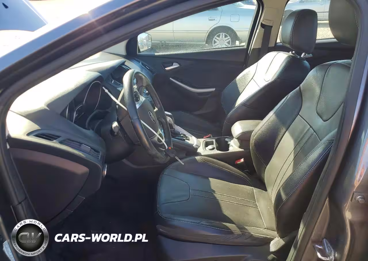 2014 Ford Focus Se VIN:1FADP3F21EL323962 - 7