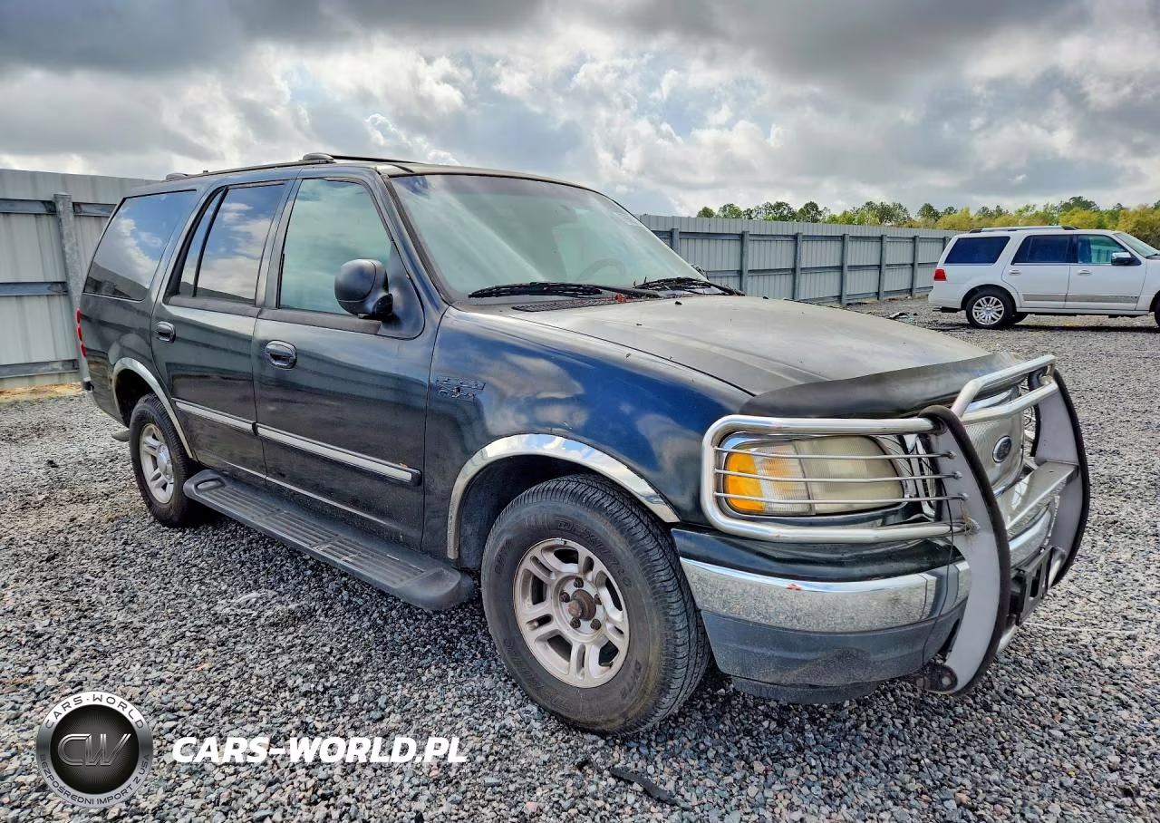 2000 Ford Expedition Xlt VIN:1FMRU1564YLA03360 - 4
