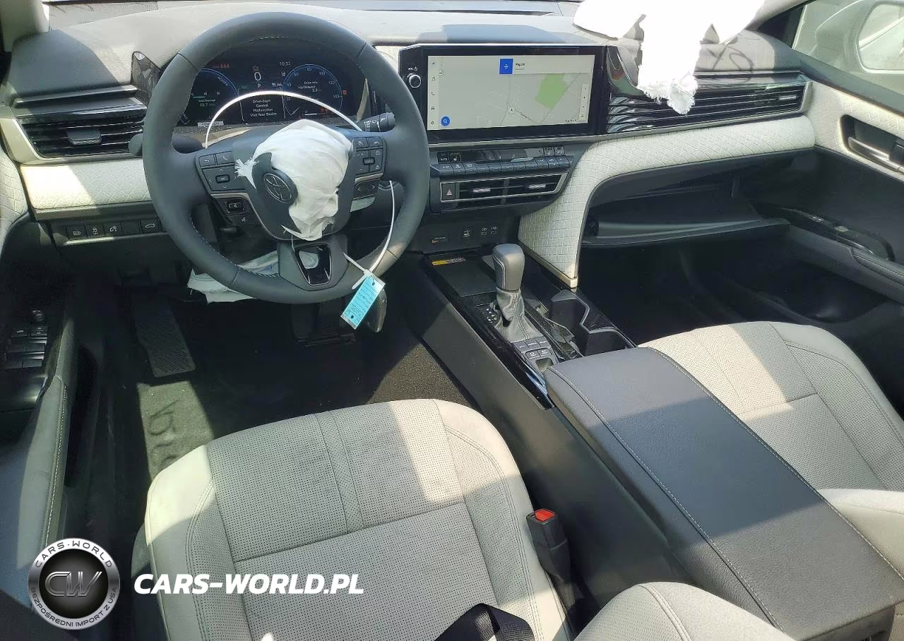 2026 Toyota Camry Xle VIN:4T1DAACK0TU672389 - 8
