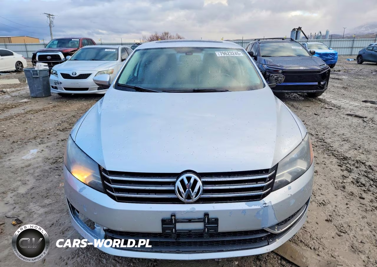 2012 Volkswagen Passat VIN:1VWBP7A33CC065107 - 5