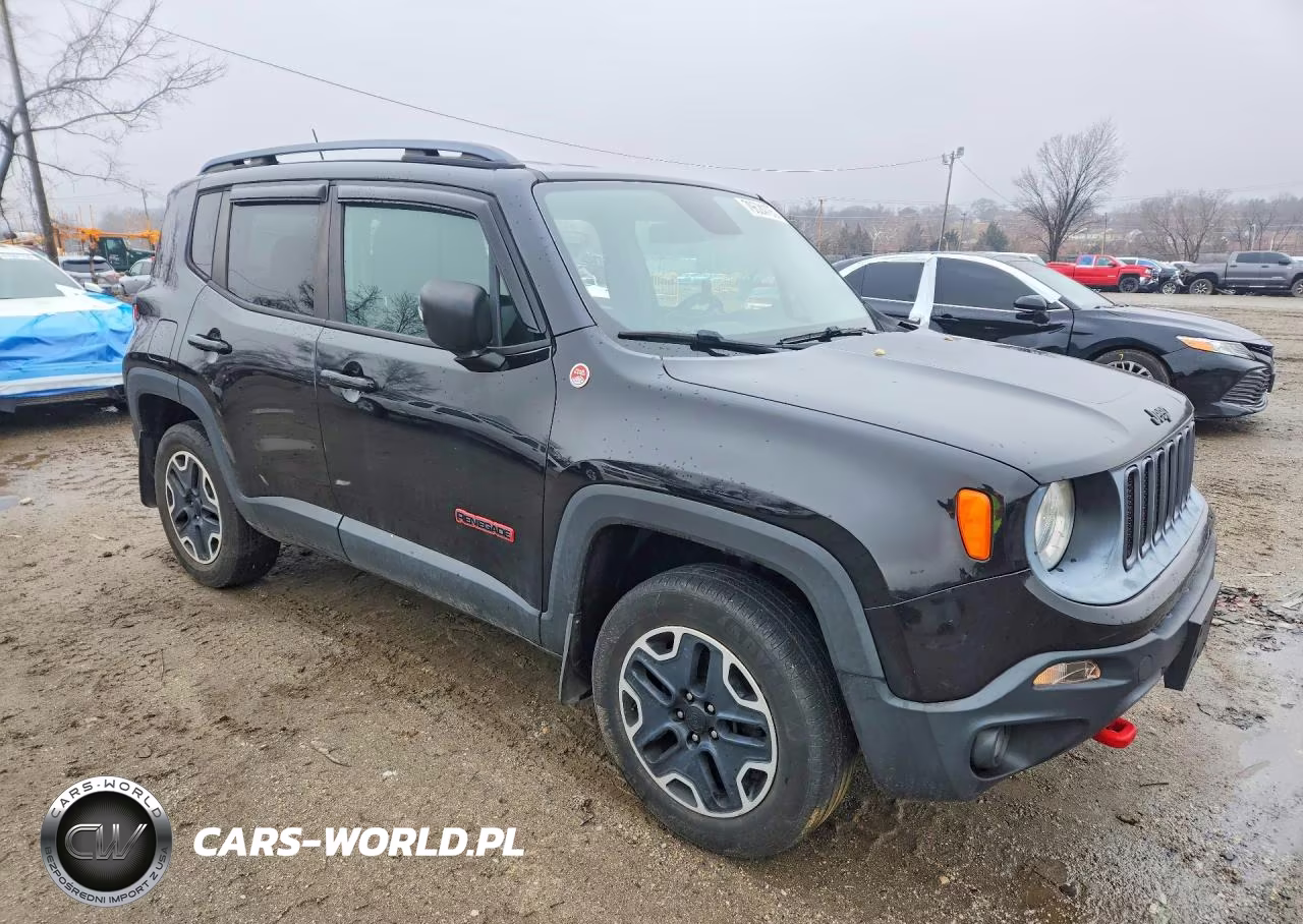 2015 Jeep Renegade VIN:ZACCJBCT1FPB32778 - 4